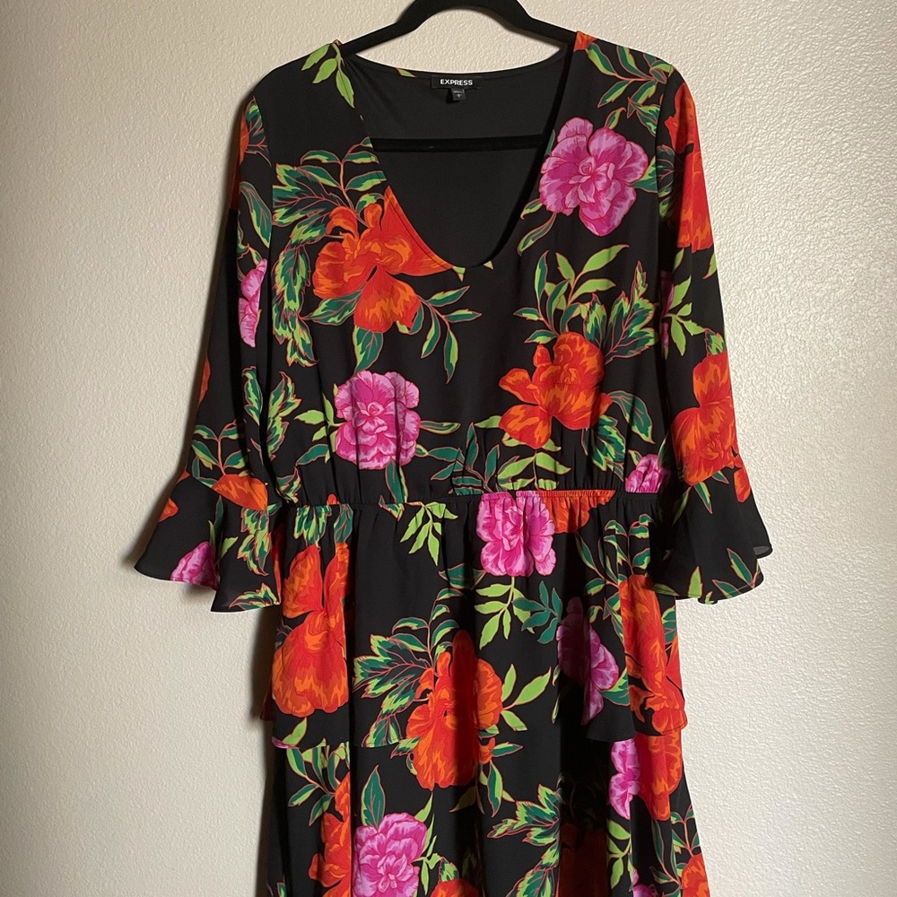 NWOT “Express” L/G Floral Dress